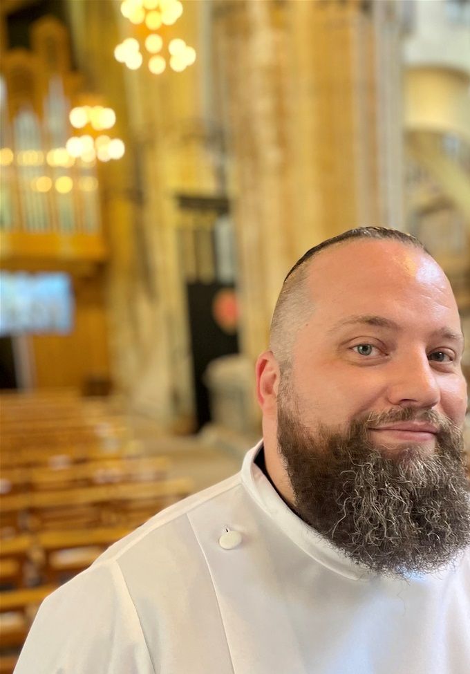 The Revd Darren Lynch